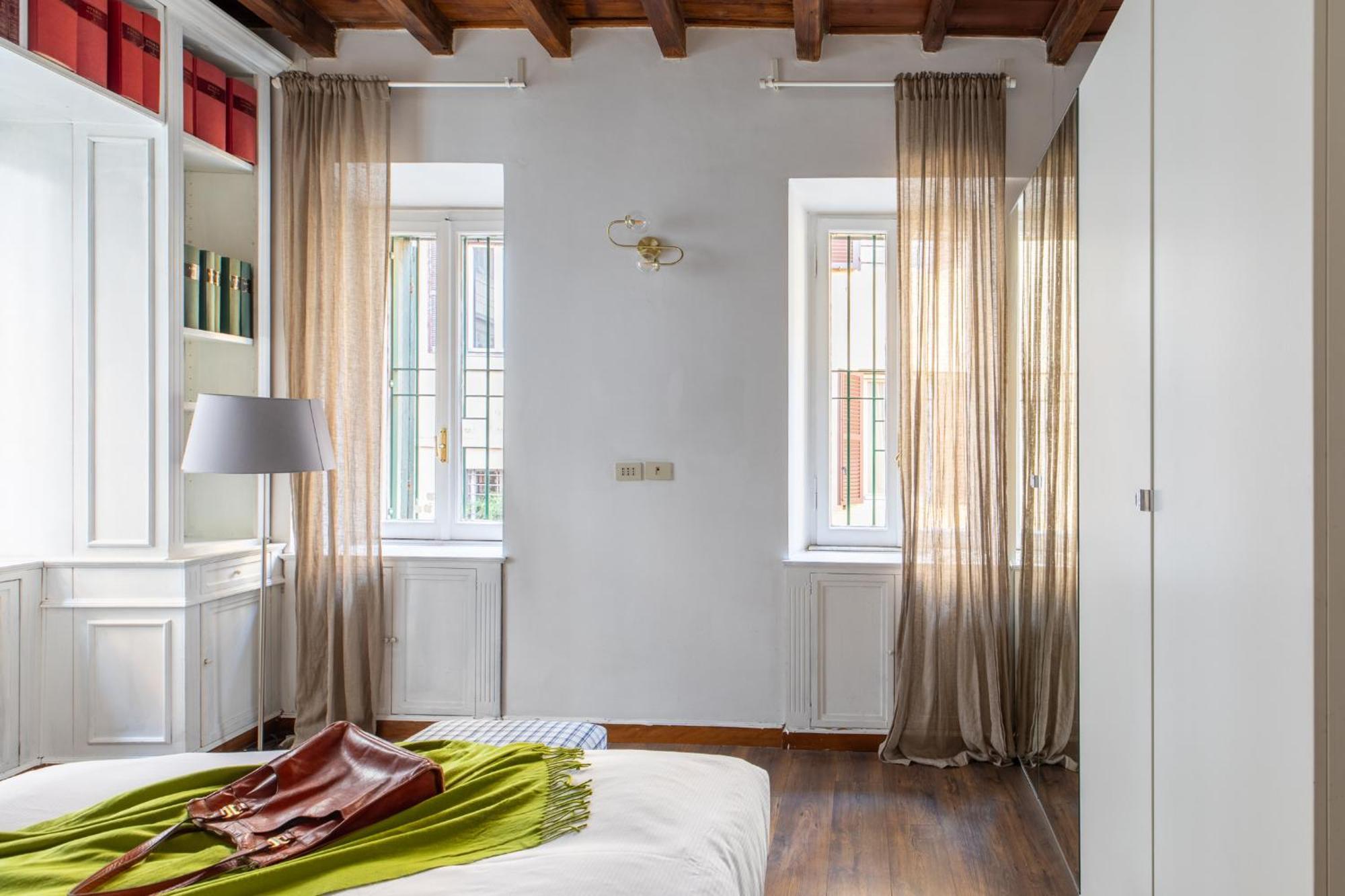 Iflat Classic And Contemporary * Roma